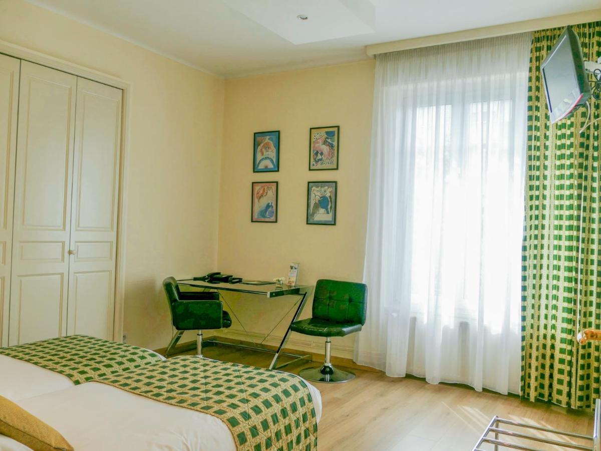 Hotel Berlioz Euroairport Basel - Mulhouse - Freiburg Saint-Louis  Bagian luar foto
